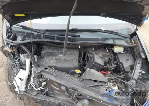 2015 Toyota Sienna Se 8 Passenger из США, поврежденный, VIN 5TDXK3DCXFS528987